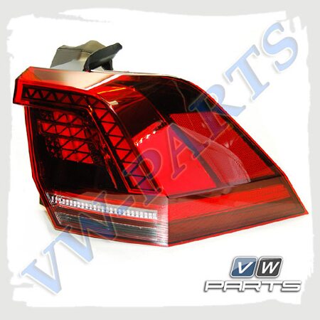 Фонарь задний правый наружный VAG 5NA945208F