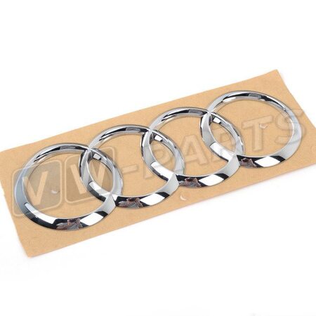 Эмблема AUDI 8V78537422ZZ