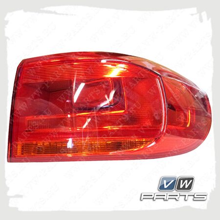 Фонарь задний правый наружный VAG 5N0945096Q